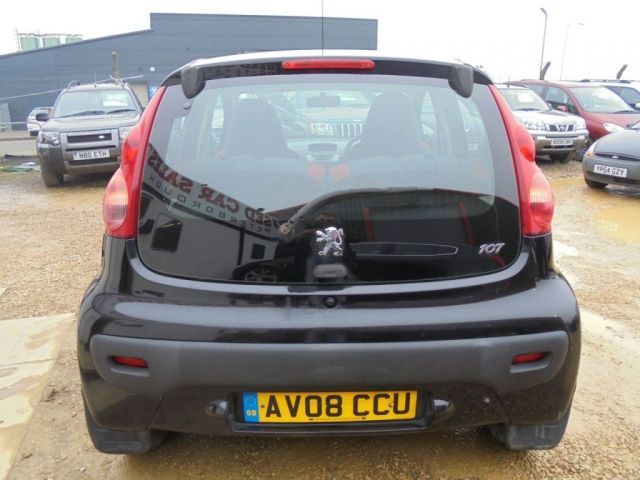 2008 Peugeot 107 1.0 5d image 5