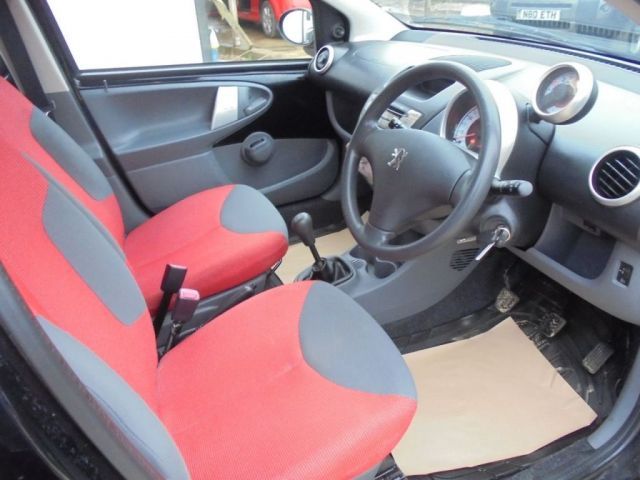 2008 Peugeot 107 1.0 5d image 9