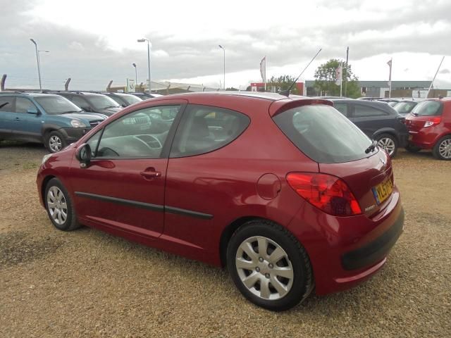 2007 Peugeot 207 1.4 S 3d image 4