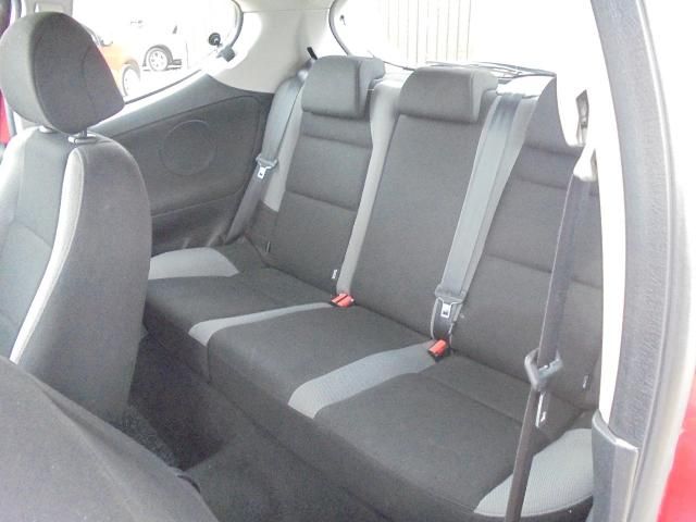 2007 Peugeot 207 1.4 S 3d image 8
