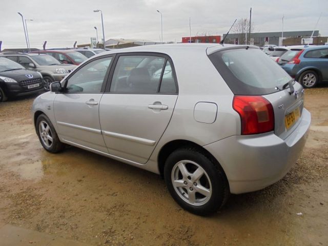 2003 Toyota Corolla 1.4 T3 VVT-I 5d image 3
