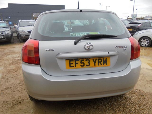 2003 Toyota Corolla 1.4 T3 VVT-I 5d image 5