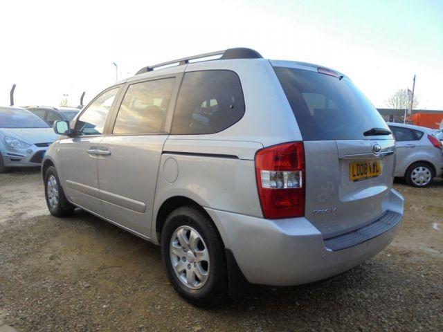 2008 Kia Sedona 2.9 LS 5d image 4