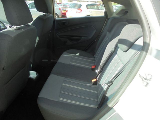 2009 Ford Fiesta 1.4 5d image 8