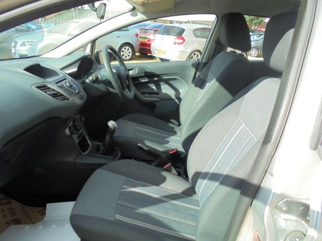 2009 Ford Fiesta 1.4 5d image 9