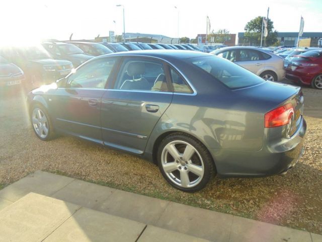 2006 Audi A4 2.0 T FSI S Line 4d image 4