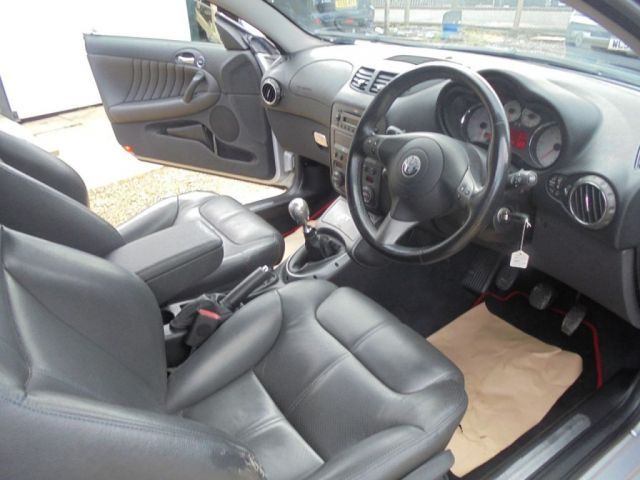 2008 Alfa Romeo GT 1.9 JTDM 16V 3d image 7