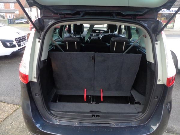 2011 Renault Grand Scenic 1.5 dCi 5dr image 10