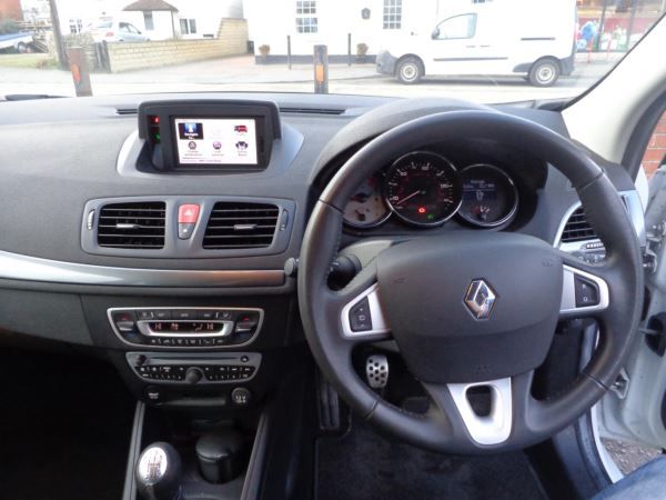 2011 Renault Megane 1.9 dCi GT image 6
