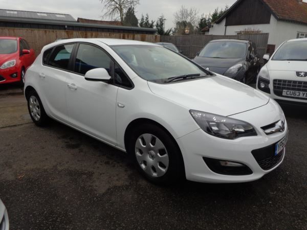 2012 Vauxhall Astra 1.7 CDTi 16V 5dr image 4