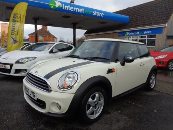 2010 Mini Hatchback 1.6 One 3dr image 1