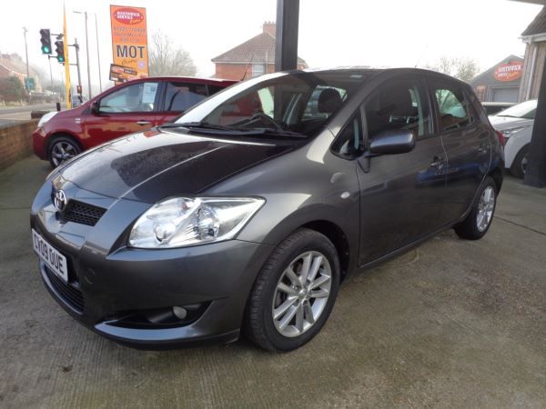 2009 Toyota Auris 1.6 VVTi TR image 1