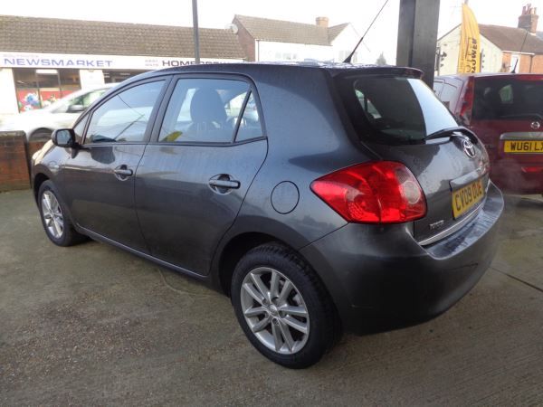 2009 Toyota Auris 1.6 VVTi TR image 2