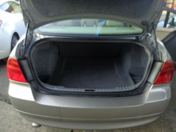 2007 BMW 3 Series 318d SE image 10