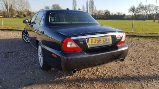 2008 Jaguar XJ 2.7 V6 4d image 2
