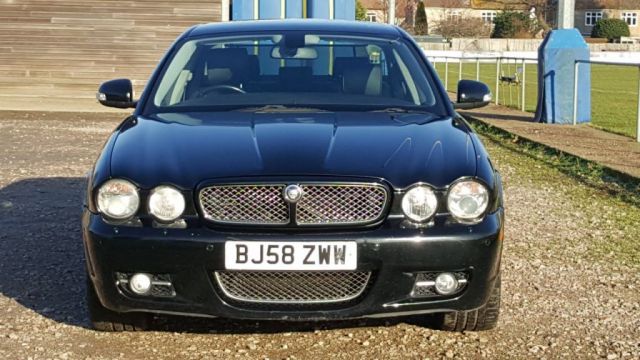 2008 Jaguar XJ 2.7 V6 4d image 4
