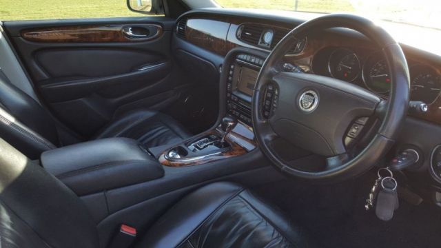 2008 Jaguar XJ 2.7 V6 4d image 6
