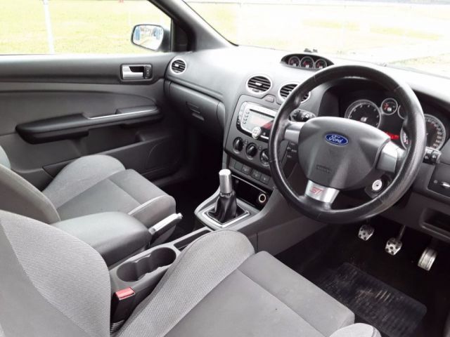 2008 Ford Focus 2.5 ST-2 3d image 7