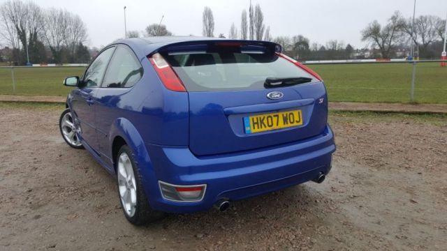 2007 Ford Focus 2.5 ST-2 3d image 2