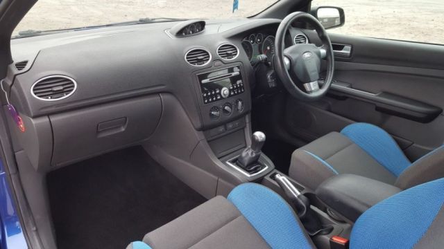 2007 Ford Focus 2.5 ST-2 3d image 8