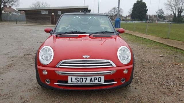 2007 MINI Convertible 1.6 Cooper 2d image 4