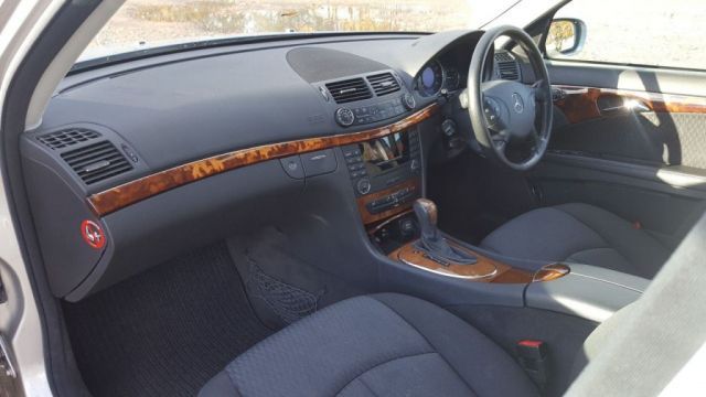 2005 Mercedes-Benz 2.7 E270 CDI 4d image 8