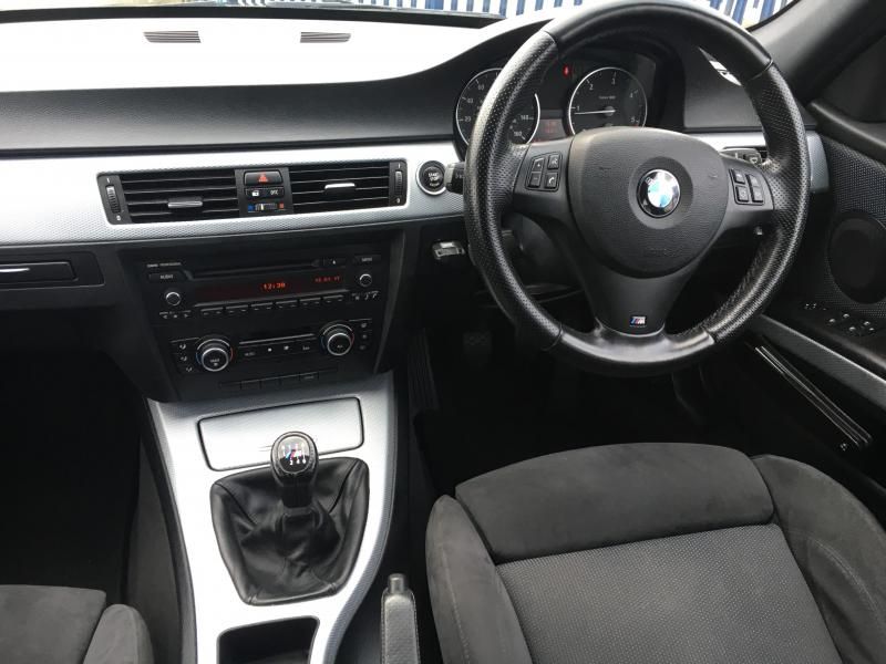 2010 BMW 318 2.0 4dr image 10