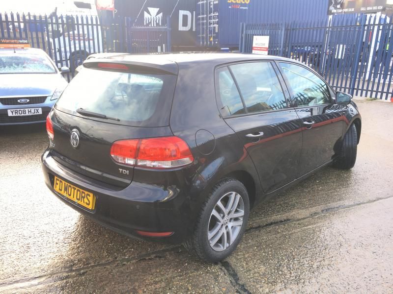 2010 Volkswagen Golf 1.6 5dr image 6