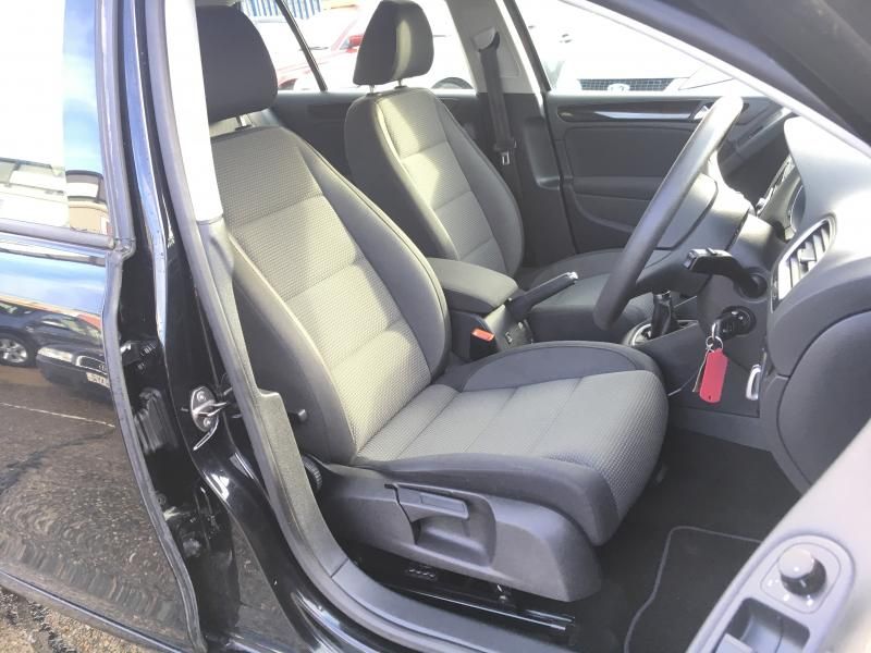 2010 Volkswagen Golf 1.6 5dr image 8