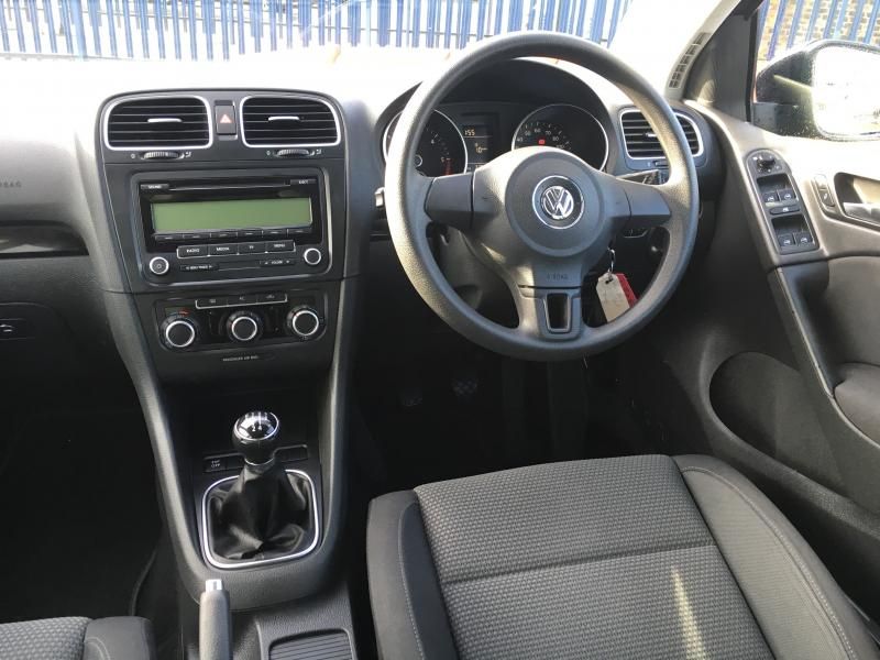 2010 Volkswagen Golf 1.6 5dr image 10