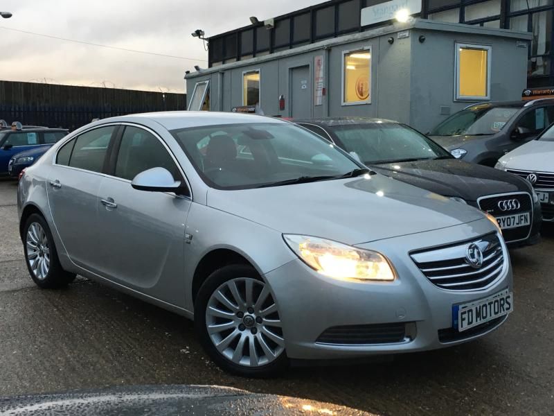 2009 Vauxhall Insignia 2.0 5dr image 1