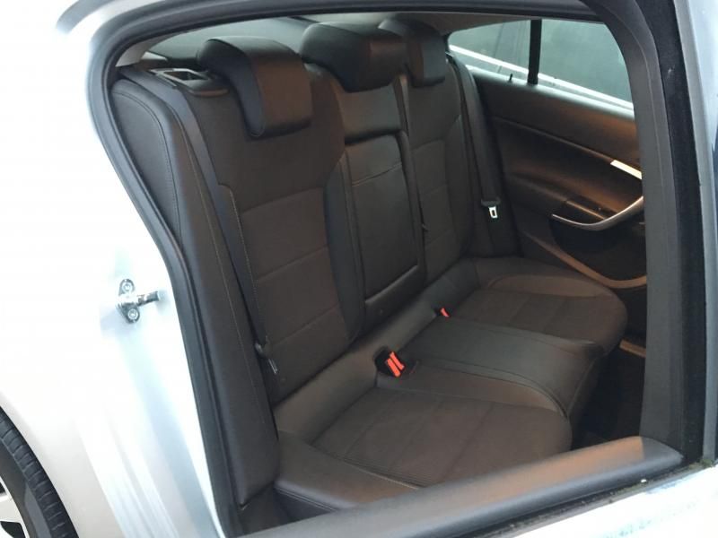 2009 Vauxhall Insignia 2.0 5dr image 9