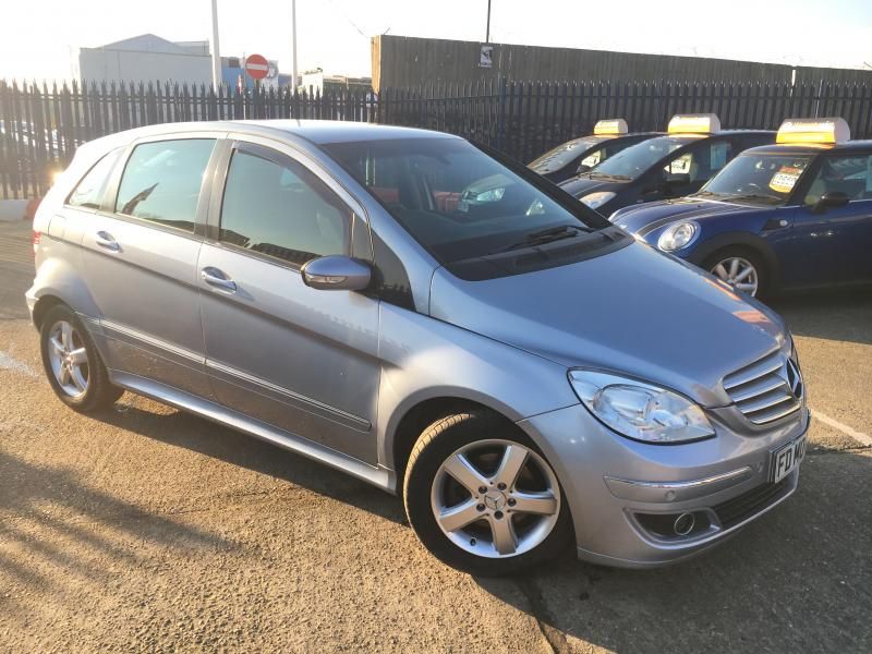 2005 Mercedes-Benz B-Class 2.0 5dr image 1