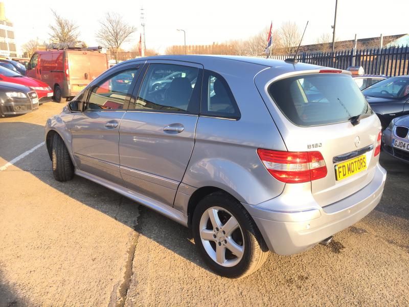 2005 Mercedes-Benz B-Class 2.0 5dr image 4