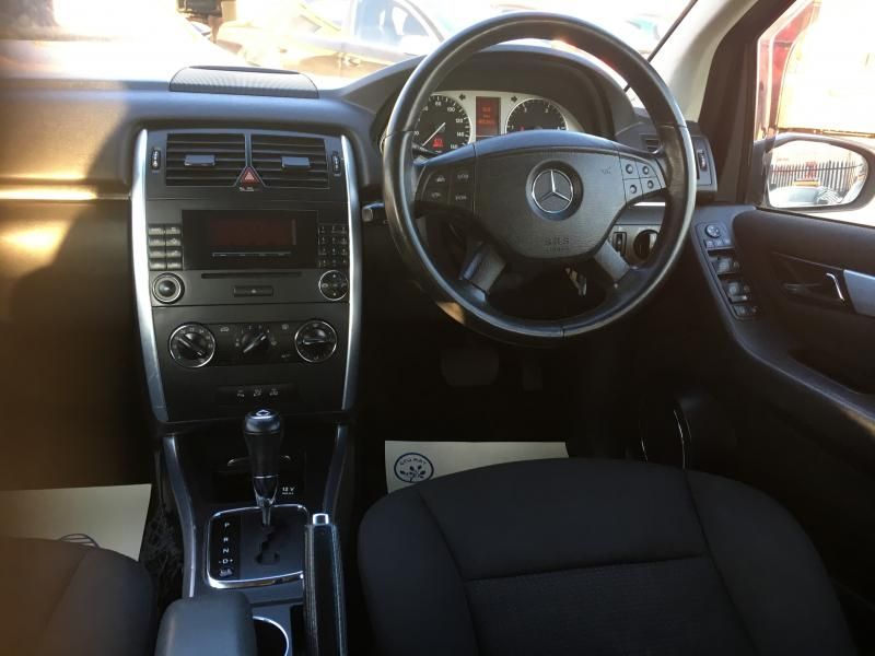 2005 Mercedes-Benz B-Class 2.0 5dr image 10