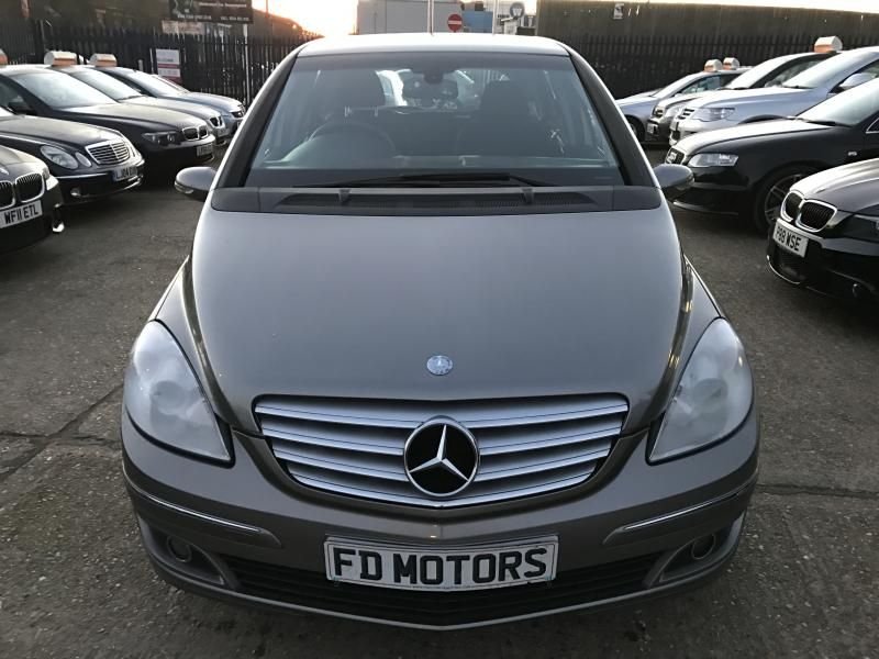 2006 Mercedes-Benz B-Class 1.5 5dr image 2