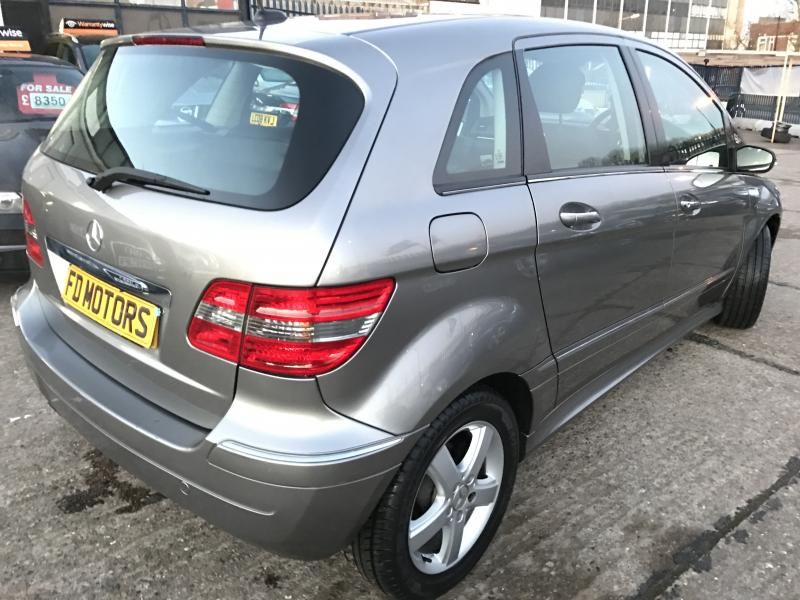 2006 Mercedes-Benz B-Class 1.5 5dr image 6