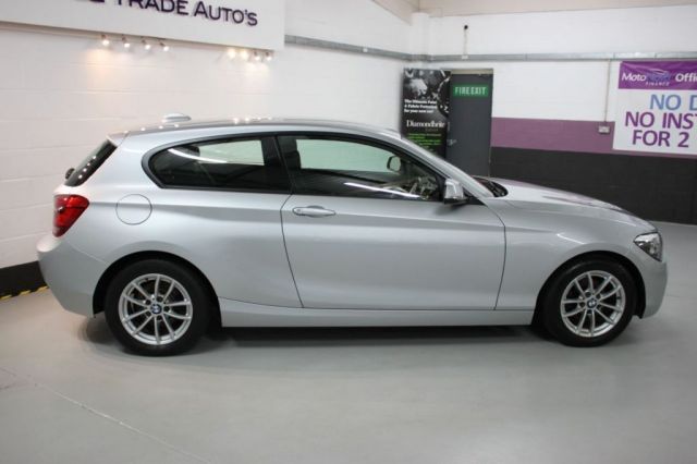 2013 BMW 1 Series 1.6 116D 3d image 2