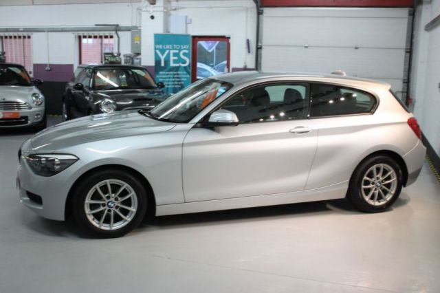 2013 BMW 1 Series 1.6 116D 3d image 3