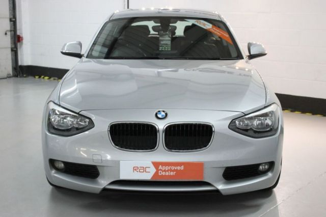 2013 BMW 1 Series 1.6 116D 3d image 4