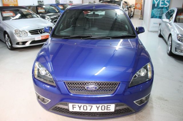 2007 Ford Focus 2.5 ST-3 5d image 3