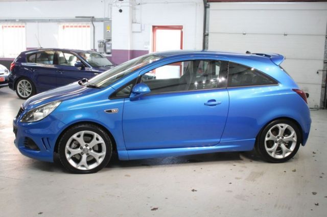 2010 Vauxhall Corsa 1.6 VXR 3d image 4