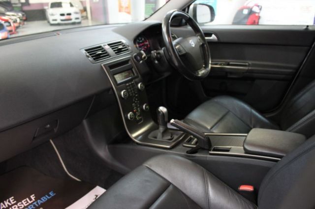 2010 Volvo V50 1.6 D 5d image 7