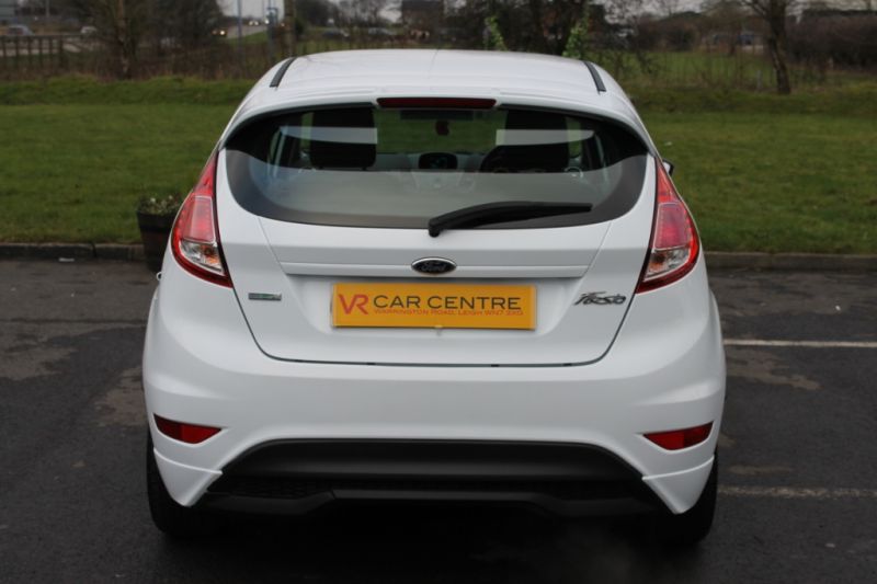 2014 Ford Fiesta 1.0 Zetec S 3dr image 4