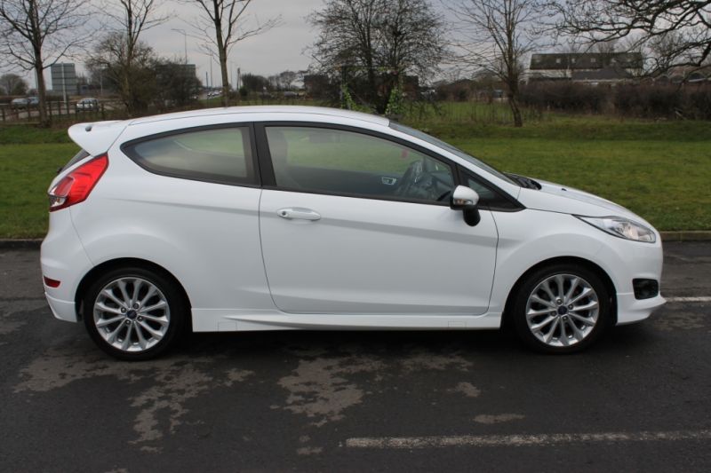 2014 Ford Fiesta 1.0 Zetec S 3dr image 5