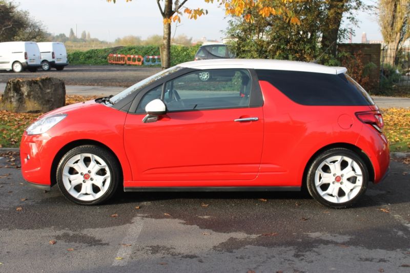 2011 Citroen DS3 1.6 VTi 16v Dstyle 3dr image 4