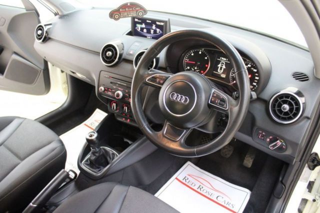 2012 Audi A1 1.6 TDI Sport 5d image 6