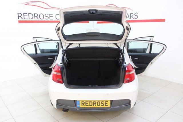 2011 BMW 1 Series 2.0 118D M Sport 5d image 10