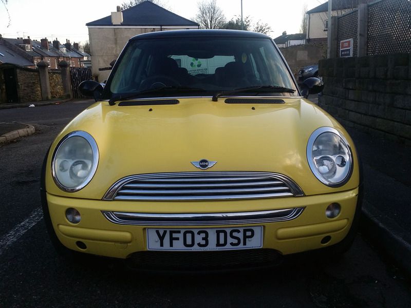 2003 MINI Cooper 1.6I 16V 3dr image 2