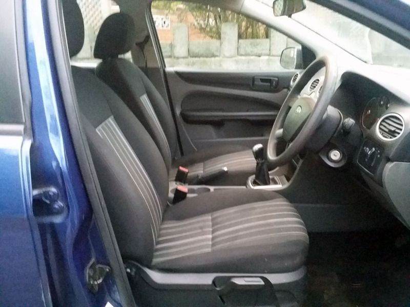 2009 Ford Focus 1.6 Studio 5dr image 5